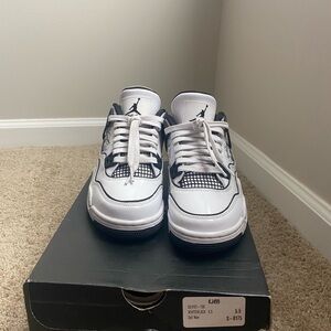 Nike Air Jordan 4 Retro “DIY” Girls grade school 5.5Y